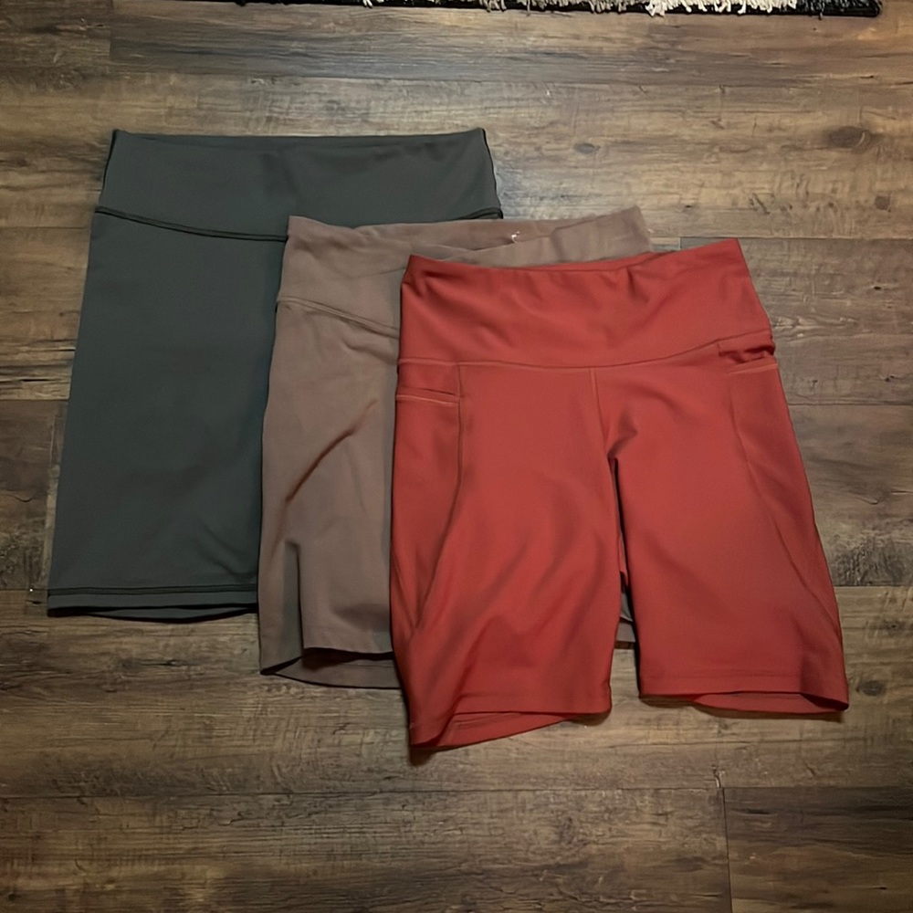 Closet Cleanout Final Price Lot of 3 Bike shorts Fabletics and Old Navy